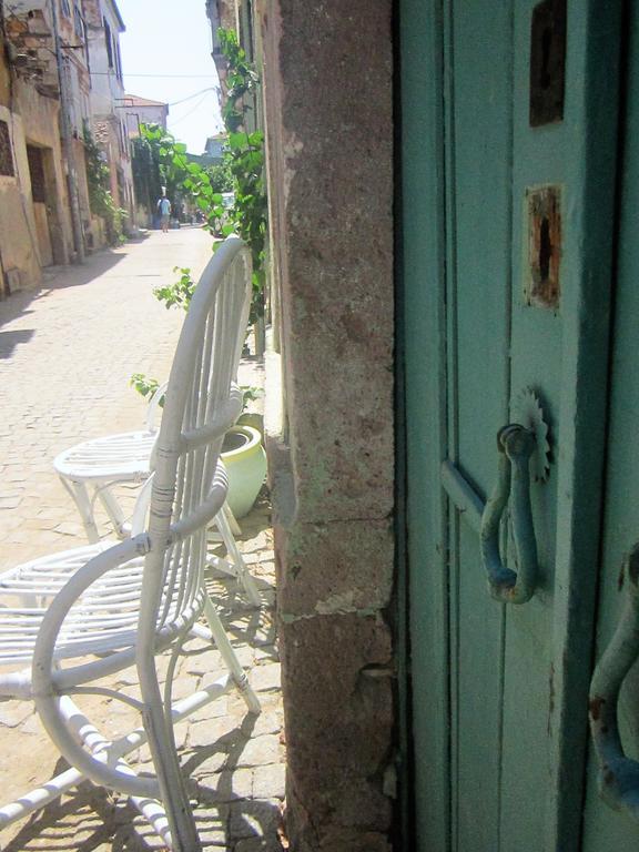 Ayvalik 1881 Pansiyon Esterno foto
